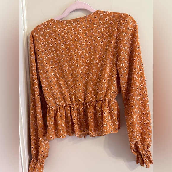 Shien cropped peasant style top size m - Picture 3 of 3